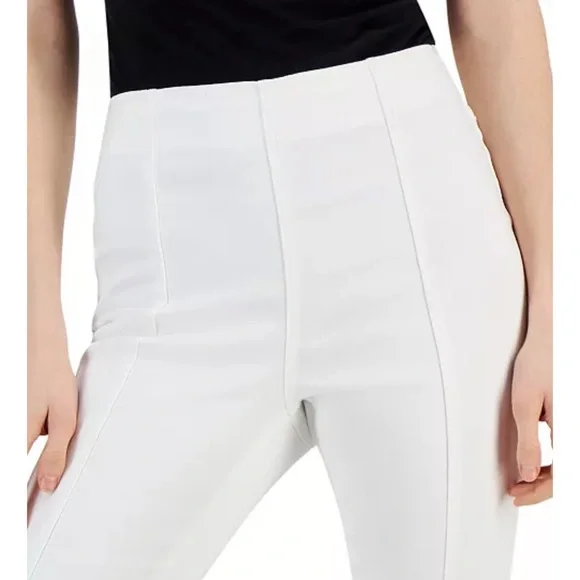 NWT INC International Concepts (Macys) High Rise Flare Jeans Summer Vacation - Picture 4 of 5